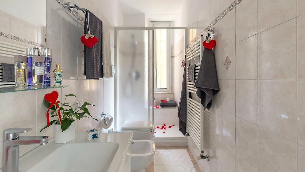 Tailors' Home Sempione - 2 Bedrooms Milano Appartamento